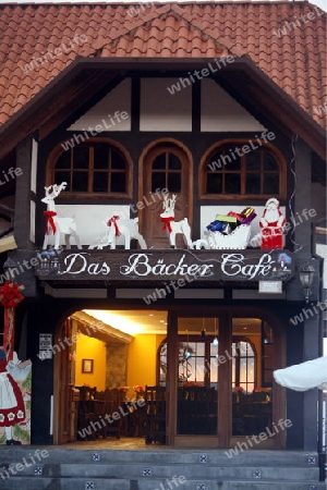 Amerika, Suedamerika, Venezuela, Deutsche Kolonie, Colonia Tovar, Bergdorf,  Ein Baecker Cafe im Bergdorf Colonia Tovar der ehemaligen Deutschen Kollonie aus dem Schwarzwald in der Tropischen Berglandschaft von Aragua im zentralen norden von Venezu