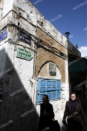 Afrika, Nordafrika, Tunesien, Tunis
Eine Gasse in der Medina mit dem Markt oder Souq in der Altstadt der Tunesischen Hauptstadt Tunis.



