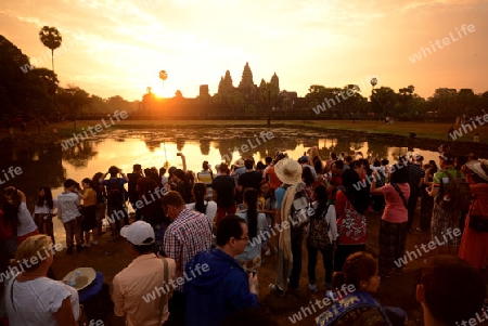 Tourists at the Angkor Wat in the Temple City of Angkor near the City of Siem Riep in the west of Cambodia.