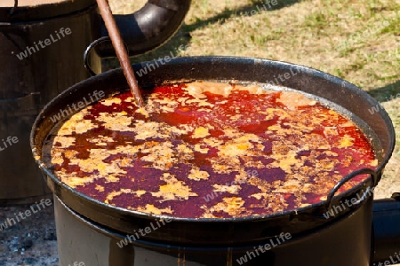 Gulasch - Eintopf in der pannonischen Tiefebene 