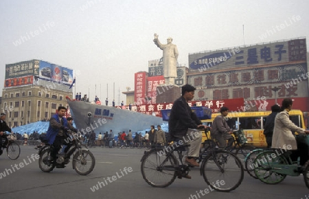 the Statue of Mao on economy fair in the city Square of Chengdu in the provinz Sichuan in centrall China.