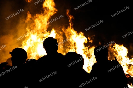 Osterfeuer  - Volkssitte um den Winter zu vertreiben