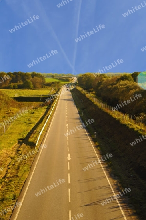 Nice country road one hour before sunset - Sch?ne Landstrasse eine Stunde vor Sonnenuntergang