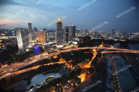 Die Skyline im Bankenviertel am Boat Quay von Singapur im Inselstaat Singapur in Asien.