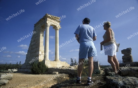 Der Apollo Tempel der Roemischen Ruinen von Kurion bei Episkopi in sueden der Insel Zypern im Mittelmeer in Europa .