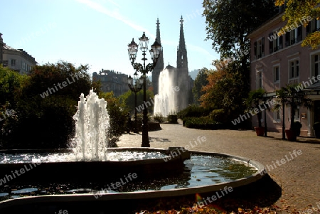 Wasserfont?nen und Kandelaber in Baden-Baden