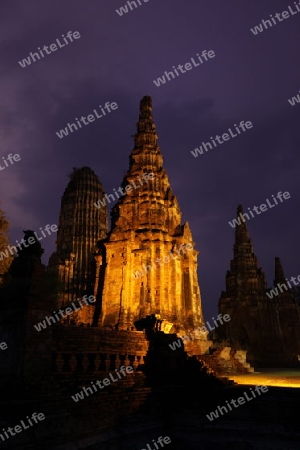 Der Wat Chai Wattanaram Tempel in der Tempelstadt Ayutthaya noerdlich von Bangkok in Thailand