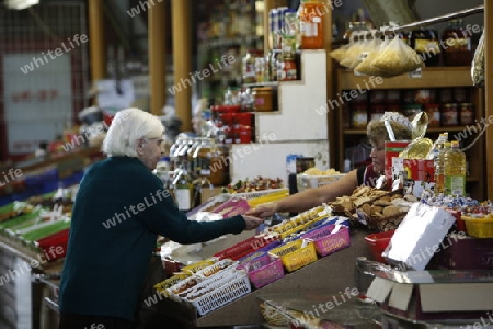 Die Markthalle in der Altstadt von Riga der Hauptststadt von Lettland im Baltikum in Osteuropa.  