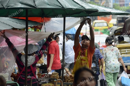 Der Alltag im China Town in der Stadt Bangkok in Thailand in Suedostasien.