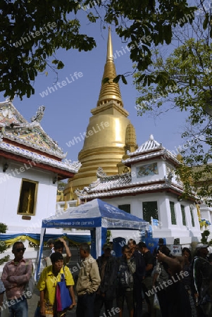 Der Wat Bowonniwet Tempel in Stadtteil Banglamphu in der Hauptstadt Bangkok von Thailand in Suedostasien.