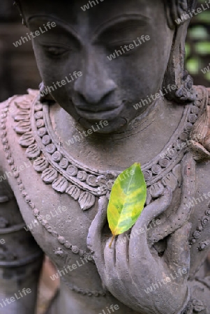 Traditionelle Figuren stehen im Garten von Ban Phor Linag Meuns Terracota Art zum Verkauf bereit dies im Terracota Garden in Chiang Mai im norden von Thailand in Suedostasien.