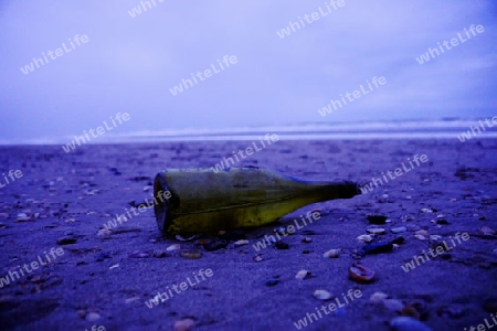 Flasche am Meer