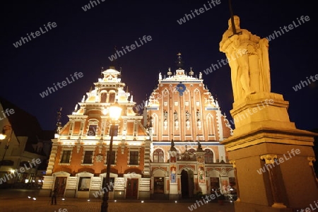 Das Schwarzhaeupterhaus am Rathausplatz in der Altstadt in Riga, Lettland  