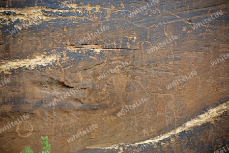 ca. 3000 Jahre alte Felszeichnungen der indianischen Ureinwohner, Sand Island, bei Bluff, Niord Utah, USA