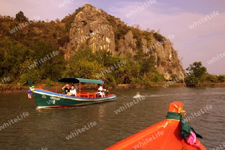 Die Fluss Landschaft des Khao Sam Roi Yot Nationalpark am Golf von Thailand im Suedwesten von Thailand in Suedostasien.  